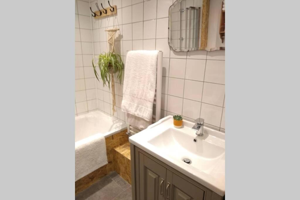 Farmhand Cottage Нарберт Экстерьер фото